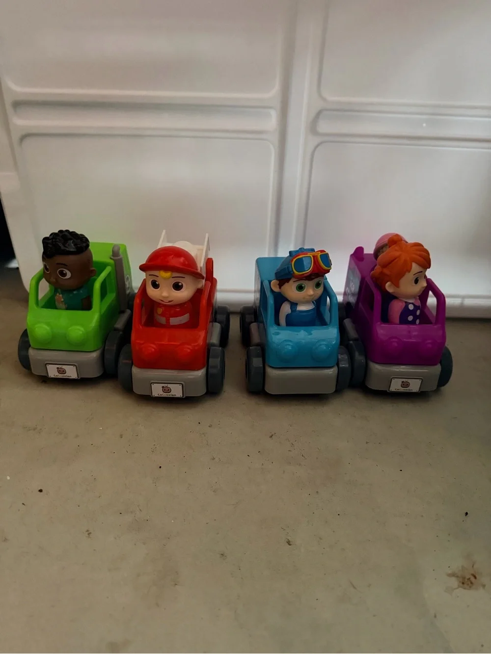 Cocomelon lot: Build a Vehicle, and Deluxe Clubhouse Set